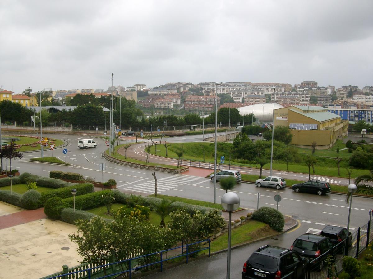 Apartamento Sobrevilla Sdr IV Sardinero ซานตานเดร์ ภายนอก รูปภาพ